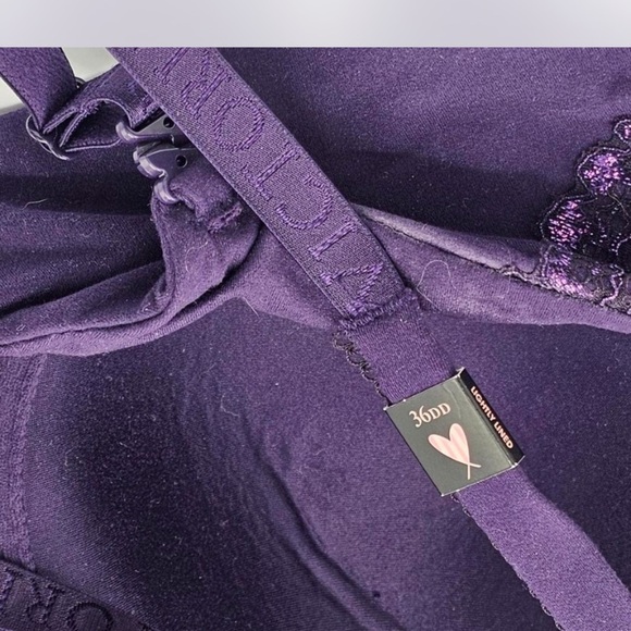 Victoria's Secret Lace Bra, 36DD - Picture 3 of 5